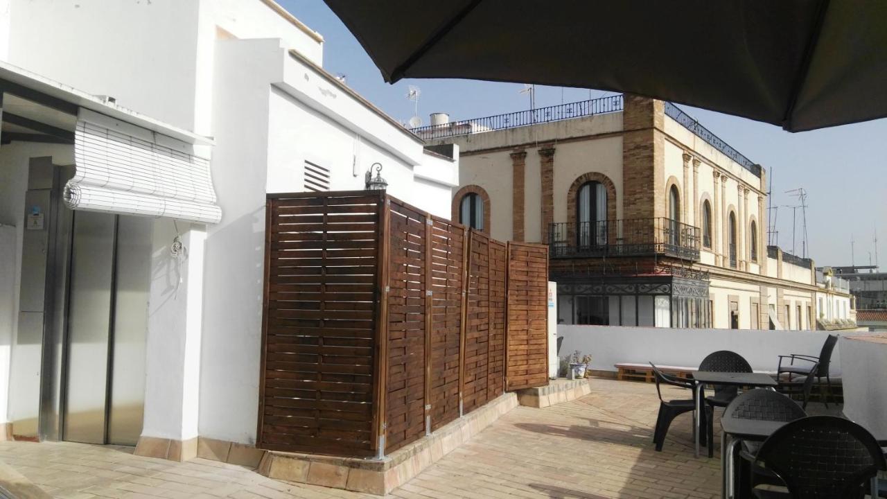 Hostel Urban Sevilla Exterior photo