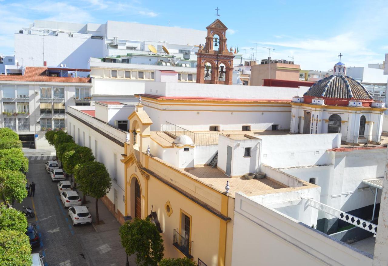 Hostel Urban Sevilla Exterior photo